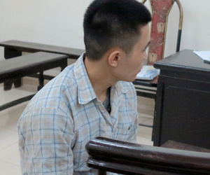 Gã trai rủ bé gái 13 tuổi vào nhà nghỉ lĩnh 16 năm tù