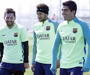 Neymar tập buổi cuối để tạm biệt đồng đội tại Barca
