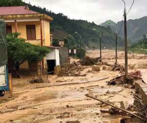 Cảnh tan hoang do mưa lũ ở Tây Bắc