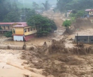 Dự báo thời tiết 4/8: Cao điểm mưa lớn, lũ quét rình rập khắp nơi