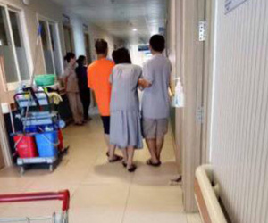 Câu chuyện bà bầu đi đẻ luôn có 2 người đàn ông ở bên chăm sóc khiến hội chị em ghen tị