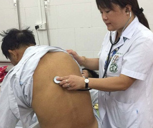 Mắc bệnh nguy hiểm do ăn đồ sống