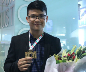 Nam sinh giành Huy chương Vàng Olympic Tin học quốc tế chơi game mỗi ngày