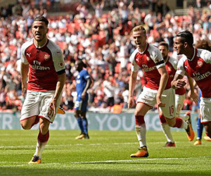 Chân sút 70 triệu bảng đóng vai tội đồ, Chelsea mất cúp vào tay Arsenal