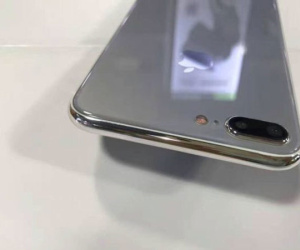 Lộ ảnh iPhone 7s Plus với vỏ kính