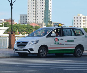 Tài xế taxi chặt chém 700.000 đồng cho đoạn đường 6km bị sa thải
