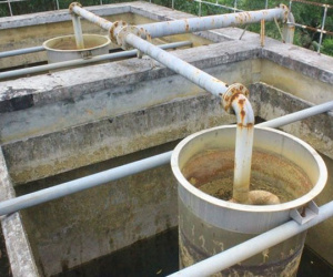 Xã trả lại tỉnh nhà máy nước gần 20 tỷ rỉ sét, trơ đáy