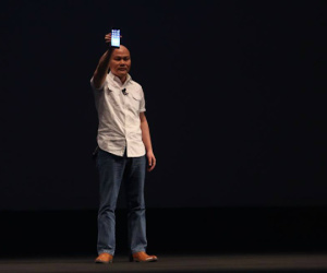 BKAV ra mắt Bphone 2017 chống nước, giá gần 10 triệu đồng