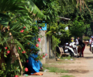 Can con trai đánh nhau, cha bị côn đồ đâm chết
