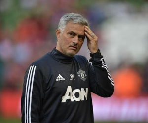 HLV Mourinho lập kỷ lục chi tiêu 1 tỷ bảng