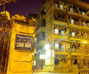 Tân sinh viên nên ở nhà trọ hay ký túc xá khi lên thành phố học đại học?
