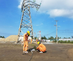 Đứt đường dây vượt biển, toàn đảo Cát Bà mất điện