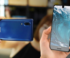 Sharp ra mắt smartphone tràn viền, camera giống iPhone 8