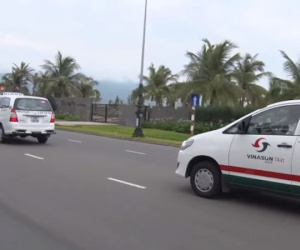 Tài xế taxi ở Đà Nẵng nhặt được tài sản 1 tỉ đồng trả lại cho khách