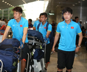 U22 Việt Nam đổ bộ xuống Kuala Lumpur, bắt đầu chiến dịch SEA Games 29