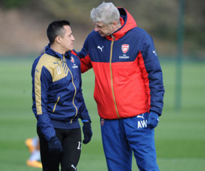 HLV Arsene Wenger báo tin buồn về Alexis Sanchez