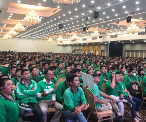 Bên trong "đại hội" hoành tráng của GrabBike tại Hà Nội