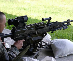 LWMMG - Thế hệ súng máy sử dụng loại đạn mới trên chiến trường hiện đại