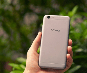 Loạt điện thoại chụp ảnh selfie sáng giá ở phân khúc phổ thông