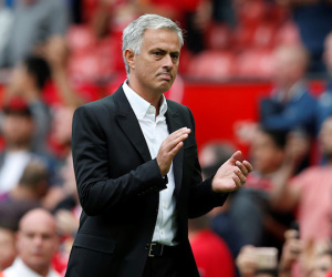 M.U ra quân đại thắng, Mourinho vẫn "giữ chân trên mặt đất"