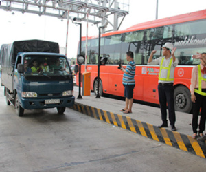 Ngưng xả trạm thu phí Cai Lậy