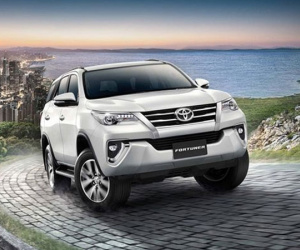 Toyota Fortuner 2017 có giá chỉ từ 846 triệu đồng