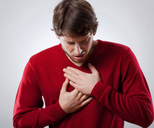 Giật mình với 7 thói quen khiến bạn mắc ung thư thanh quản