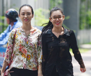 Hoa hậu Phương Nga, Thùy Dung xuất hiện sau 45 ngày tại ngoại