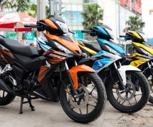 Xe máy giảm giá đón tháng cô hồn