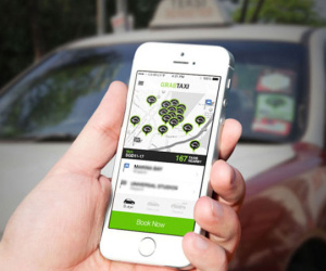 Khách hàng mất kết nối với ứng dụng đặt xe của Grab do tài xế "đình công"?