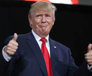 Trump nói Kim Jong-un khôn ngoan khi không tấn công Guam