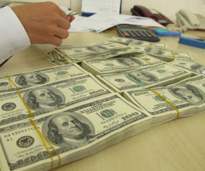 Ngân hàng Nhà nước bán USD trên 23.100 đồng