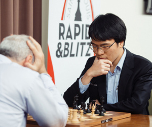 Quang Liêm "tặng quà" cho thần tượng Garry Kasparov