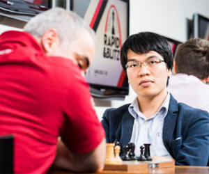 Quang Liêm lần đầu thắng cựu Vua cờ Garry Kasparov