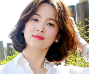 Song Hye Kyo và bí mật của sắc đẹp bất chấp thời gian, chẳng cần đến dao kéo