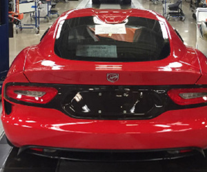 Dòng xe cơ bắp Dodge Viper bị khai tử vì thiếu túi khí