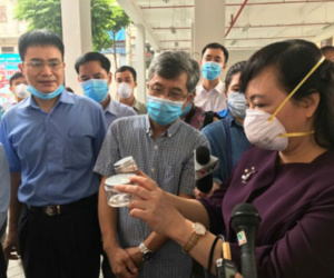 Bọ gậy ở ổ sốt xuất huyết Hà Nội vẫn sống sau phun thuốc diệt muỗi