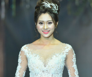 Trình diễn hàng trăm mẫu váy cưới mới tại Hà Nội