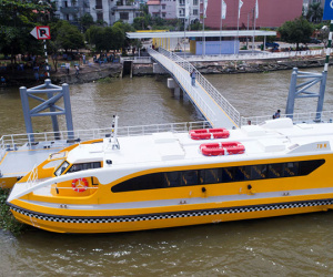 Bên trong tàu buýt sông đầu tiên ở Sài Gòn