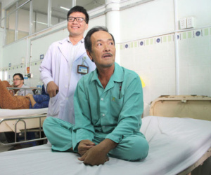 Cứu sống bệnh nhân khi người nhà đang chuẩn bị tang lễ