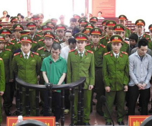 Tử hình 9 bị cáo trong đường dây mua bán trái phép 1.415 bánh heroin
