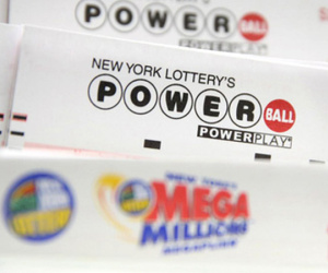 Mỹ lại sốt vì giải độc đắc Powerball tăng lên 650 triệu USD