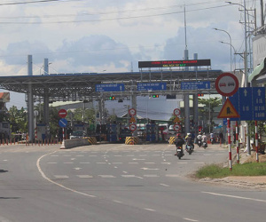 Thêm một trạm BOT ở miền Tây bị phản ứng, yêu cầu di dời