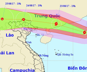 Bão Hato mạnh lên cấp 12, hướng về biên giới Việt - Trung