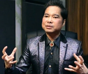 Bộ Công Thương yêu cầu báo cáo về phong giáo sư cho ca sĩ Ngọc Sơn
