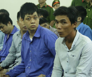 "Đại bàng" trại giam đánh chết bạn tù thoát án tử