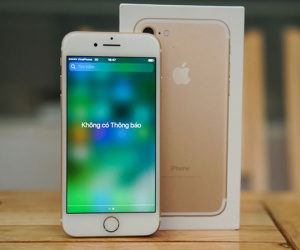 Về hơn 8 triệu, giá iPhone 7 chạm đáy mới tại Việt Nam