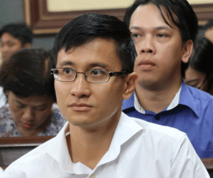 Lần đầu tiên vợ đại gia Cao Toàn Mỹ lên tiếng