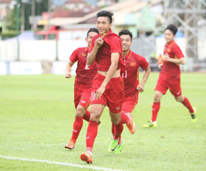 U22 Việt Nam vs U22 Thái Lan: Đá hết chân, người Thái không có cửa