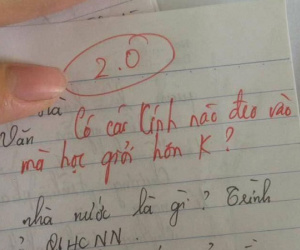 Thầy giáo trẻ với loạt lời phê cực ngầu, sinh viên ngóng đọc nhận xét hơn điểm số
